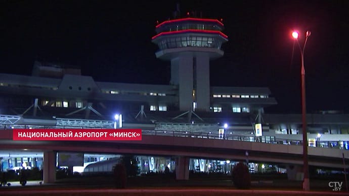 Журналиста возвращавшегося из командировки в Киев, задержали в аэропорту Минска