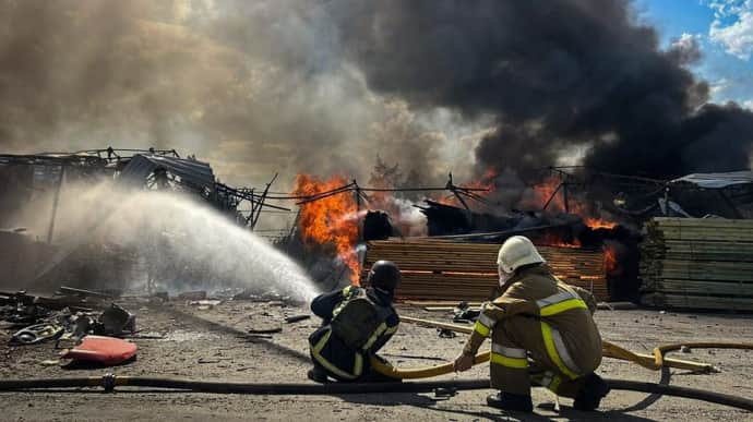 Росія вдарила по Миколаївщині: загинув чоловік, серед поранених мер Вознесенська