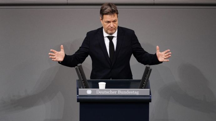 Вице-канцлер Германии: Пока не можем позволить полное эмбарго на газ из РФ