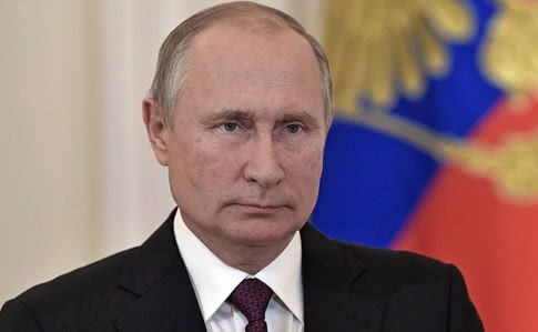 Путин выйдет на переговоры в Париже с жесткой позицией – росСМИ