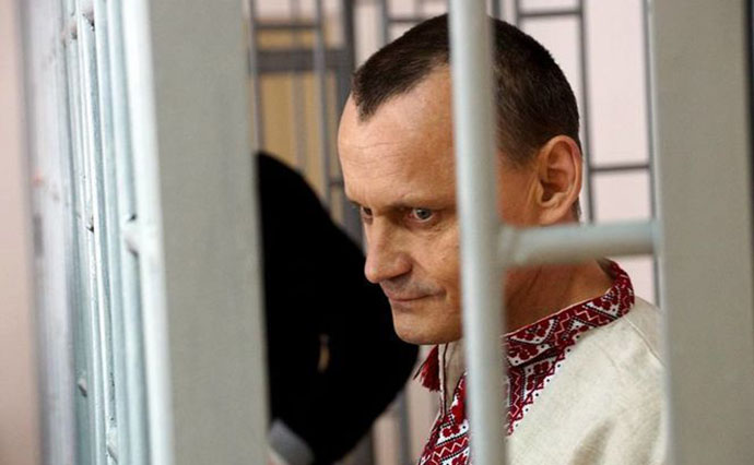 Політв'язень Микола Карпюк закликав українців не їхати на ЧС з футболу в Росію