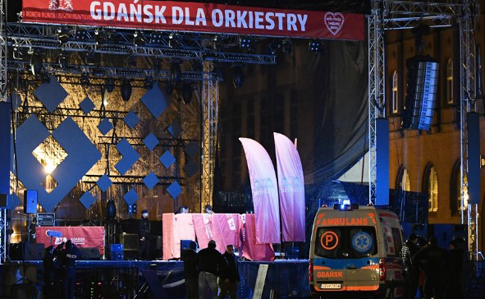 У Польщі скоїли напад на мера Гданська: поранили ножем  