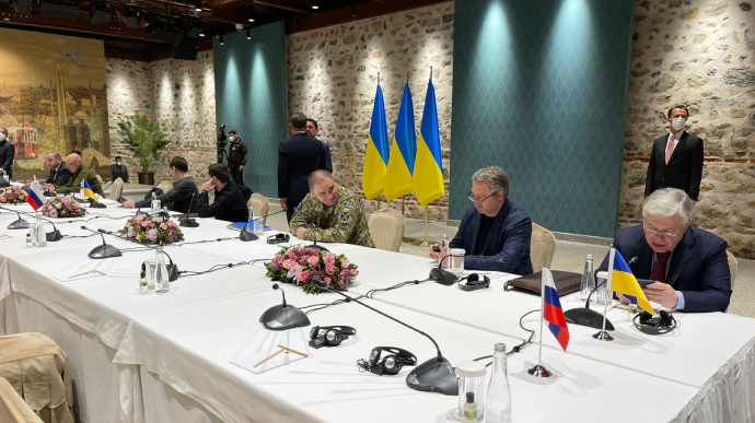 Ukrainian delegation gives details of desired security guarantees agreement