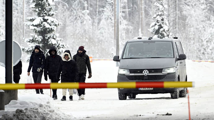 Закриття кордону Фінляндії: 11 іранців прослизнули через хащі з боку Росії