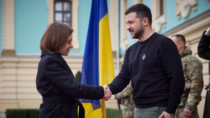 Zelenskyy congratulates Moldovan President on election victory