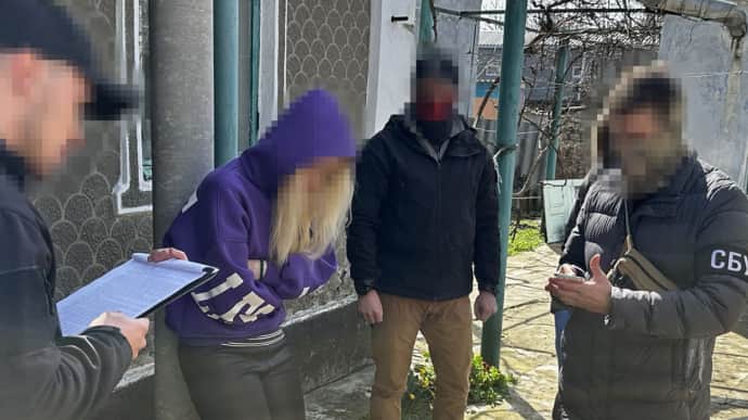 СБУ: Біля Одеси затримали соратницю Шарія, яка намагалась зірвати мобілізацію в Україні