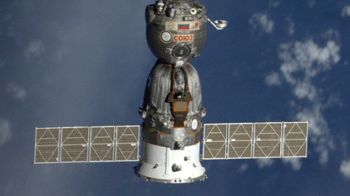 NASA просит SpaceX спасти астронавтов из поврежденного корабля Союз