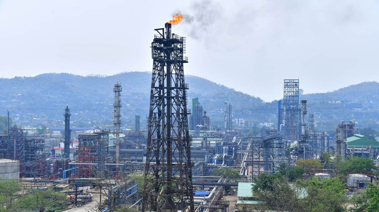 Indian oil refineries play key role in Russia's circumvention of sanctions