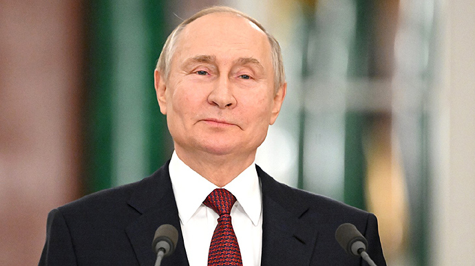 Путін досі розповідає казки, що 99,9% росіян готові все покласти в інтересах батьківщини