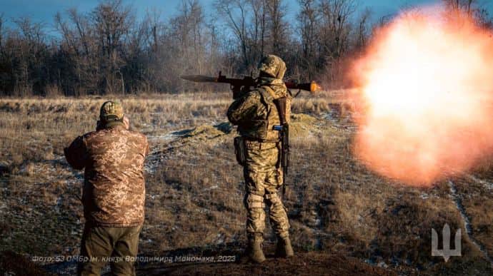 На Авдіївському напрямку росіяни намагалися прорвати оборону, відбито 39 атак – Генштаб