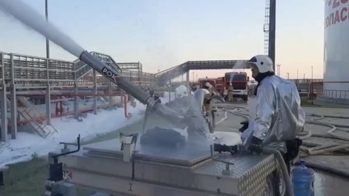Oil depot in Russia's Krasnodar Krai catches fire after drone crash