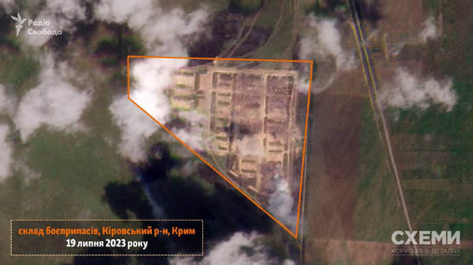 Media show new satellite images of  training grounds in Crimea, detonations continue