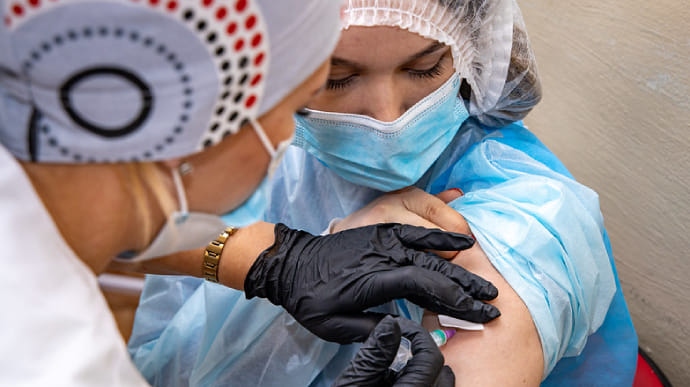 В Украине сделали 20 миллионов прививок против Covid-19 - Минздрав