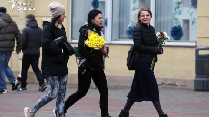 Протесты в Минске: Марш медиков и Женский марш сопровождались задержаниями