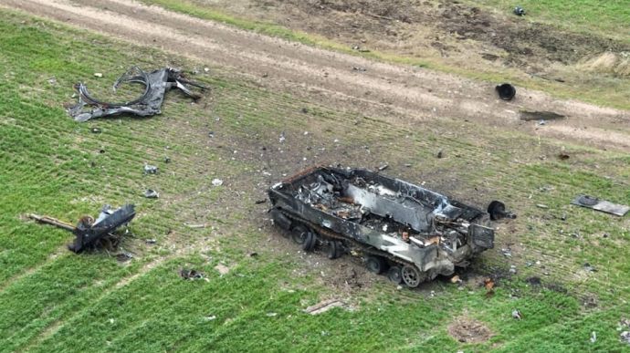 In the East, the Ukrainian Armed Forces repelled 12 attacks, destroyed a helicopter and other equipment of the invaders