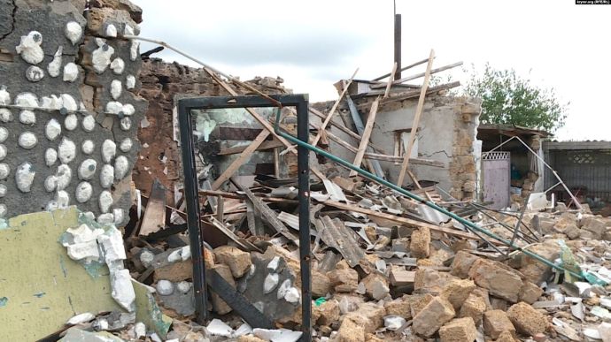 Some villages in Kherson Oblast completely destroyed; authorities help with essential needs