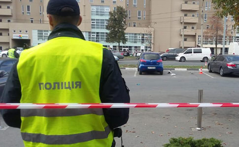 У Харкові поблизу супермаркету відбулася стрілянина: є жертва