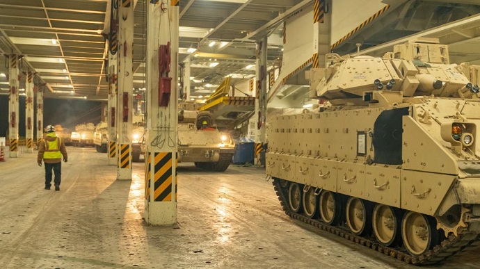US sends over 60 Bradley fighting vehicles to Ukraine 