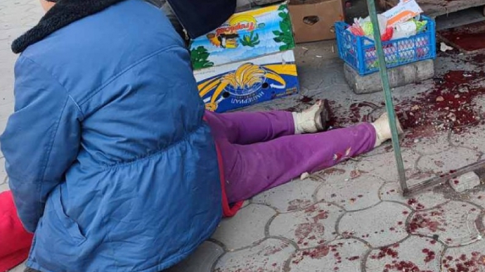 Кассетные обстрелы Николаева: среди погибших есть ребенок, 61 человек ранен