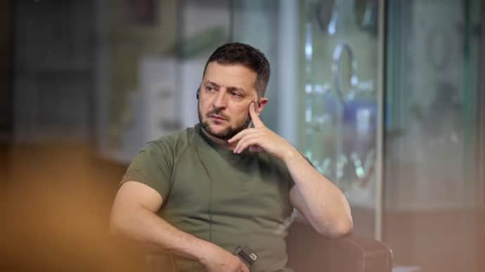 Almost 80% of Ukrainians consider Zelenskyy responsible for dealing with corruption in government and military administrations