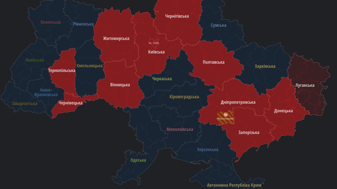 Air raid sirens blare in many Ukrainian oblasts following bangs in Crimea