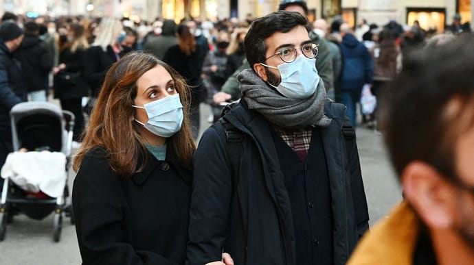 Італія послаблює правила ізоляції для осіб, які контактували з хворими на Covid