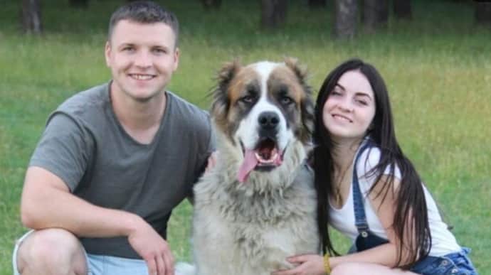 Captured Azovstal defender's dog dies before he can be reunited with his owner