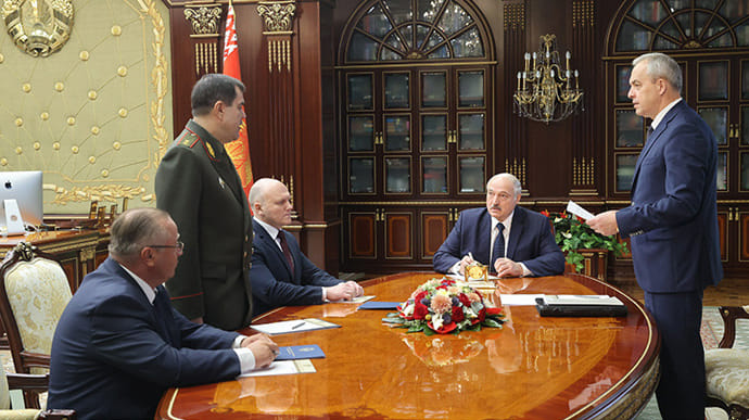 Лукашенко перетасовал власть и назначил нового руководителя КГБ