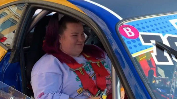 Скандальный дрифт в центре Киева: в машинах были Alyona Alyona и гонщик-чемпион