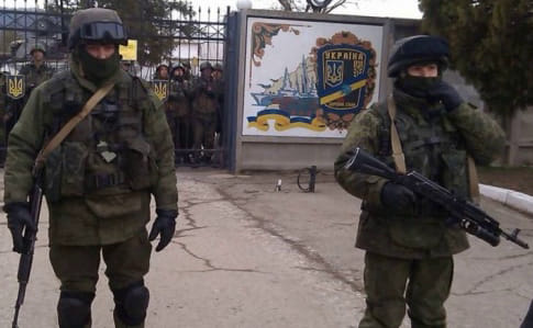 Свідок у справі Януковича: Військові частини у Криму захоплювали козаки