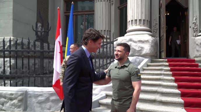 Canada to provide new military aid to Ukraine, train Ukrainian pilots 