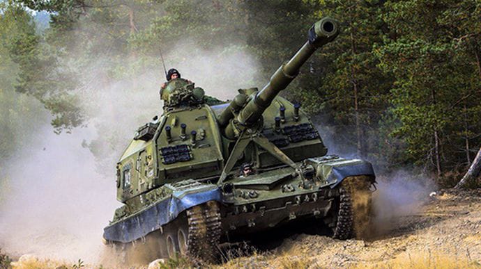 Россия перебросила на Донбасс танки, САУ, боеприпасы и горючее – разведка