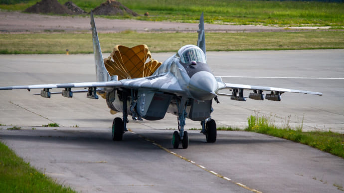 Військовим передали модернізований винищувач МіГ-29