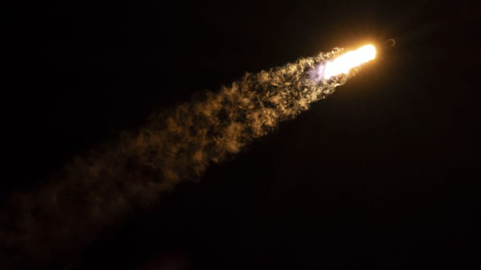 SpaceX успішно доставила на орбіту нову партію з 60 супутників Starlink
