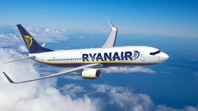 Ryanair ввів обмеження для пасажирів з чорного списку, яких вважає боржниками