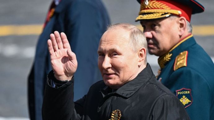 Only one president to join Putin at Moscow Victory Day parade