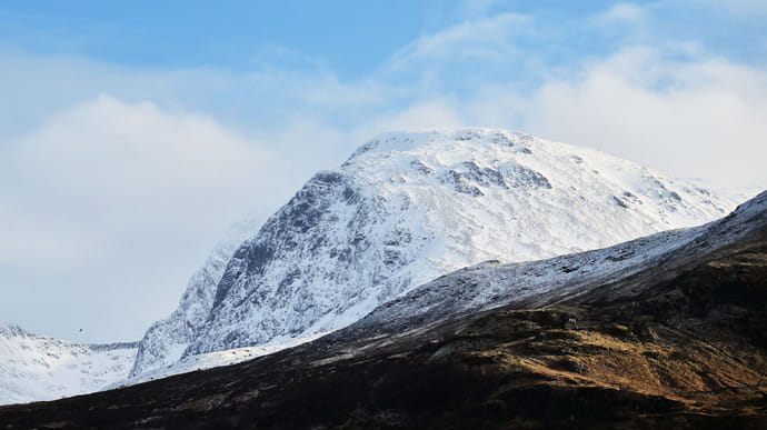 Спасенных на самой высокой горе Шотландии альпинистов оштрафовали за нарушение локдауна