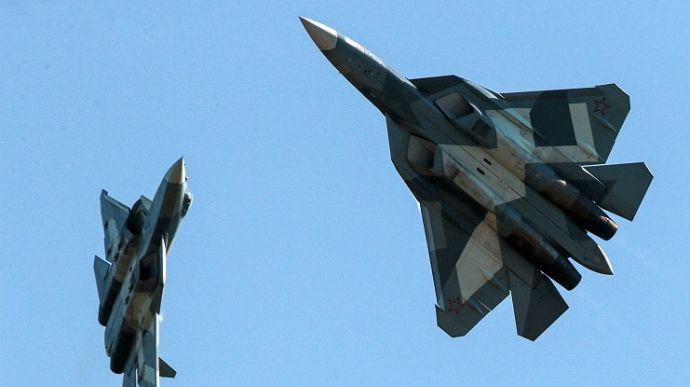 РФ не ризикує своїми найновішими винищувачами Су-57 над територією України – розвідка Британії