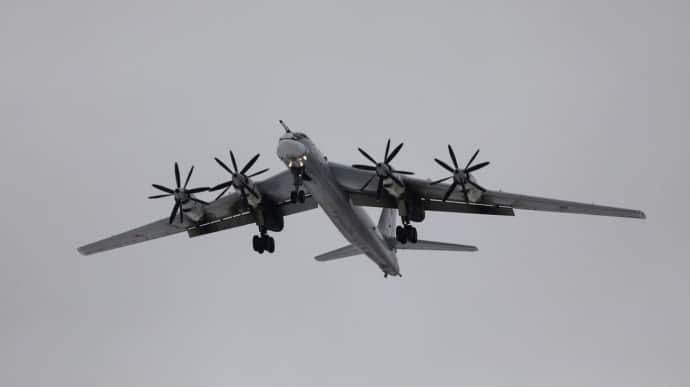 Повітряні сили повідомляли про активність 4-х бомбардувальників Ту-95МС та Шахеди