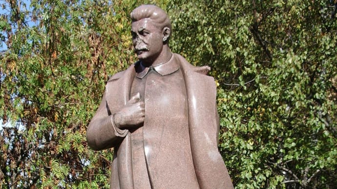 В России решили проверить причастность западных спецслужб к смерти Сталина