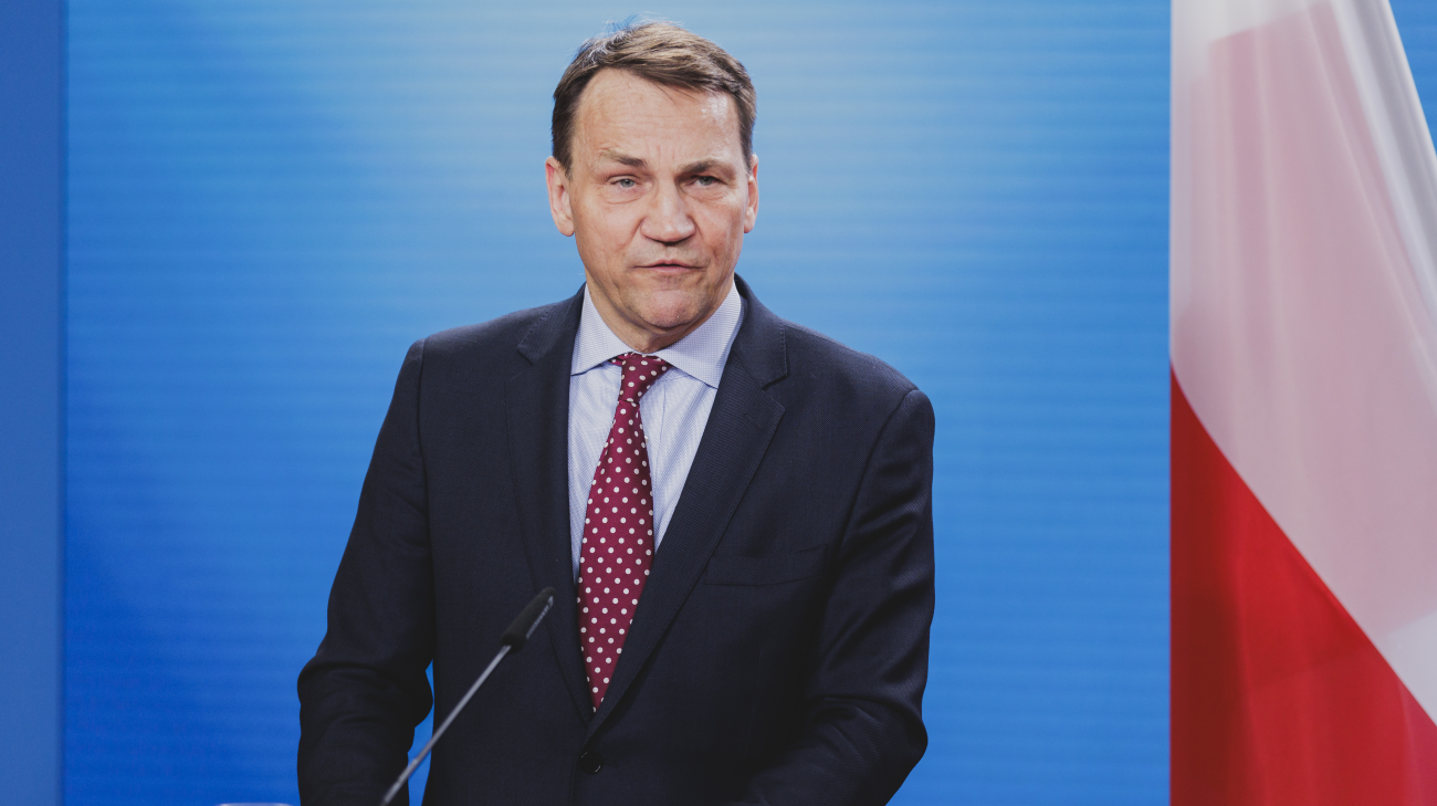 Сікорський назвав поступкою Кремлю те, що США не братимуть участь у створенні трибуналу для Путіна