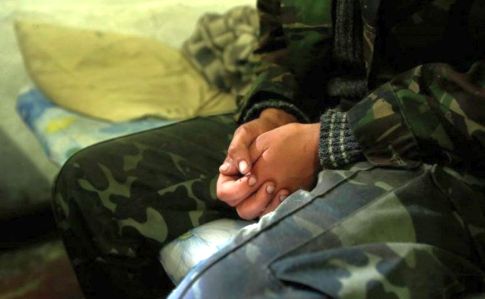 ЕС требует расследовать пытки украинских заложников в ОРДЛО