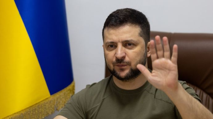 Zelenskyy on Russian threat of “doomsday” for Ukraine: a “not-too-sober statement”