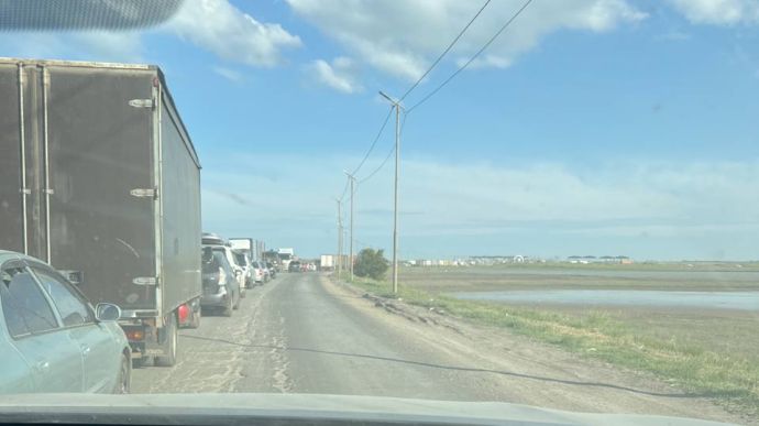 Эвакуация оккупантов идет слишком быстро, могут готовить провокации – мэр Мелитополя