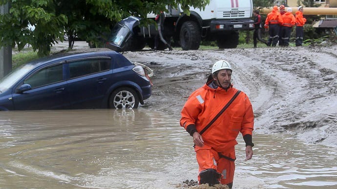 Після злив у Росії затопило Сочі