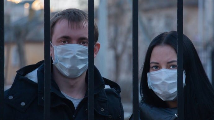 В Минске ввели обязательный масочный режим