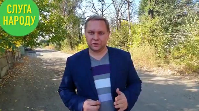 В Донецкой области депутат горсовета выпрыгнул из окна на глазах у сына – полиция