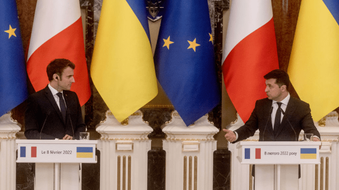Макрон — Зеленскому: В июне Евросовет рассмотрит заявку Украины на членство в ЕС