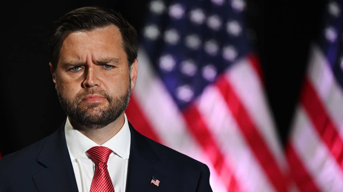 Віцепрезидент США розкритикував Зеленського за "поливання брудом" Трампа