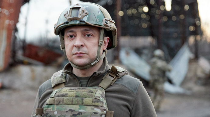 Зеленский предлагает продлить военное положение в Украине до конца апреля